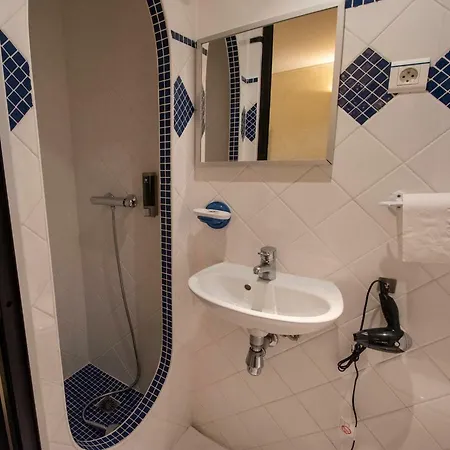 A L'ombre Du Palais Appartement *