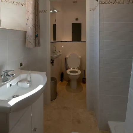 A L'ombre Du Palais Appartement